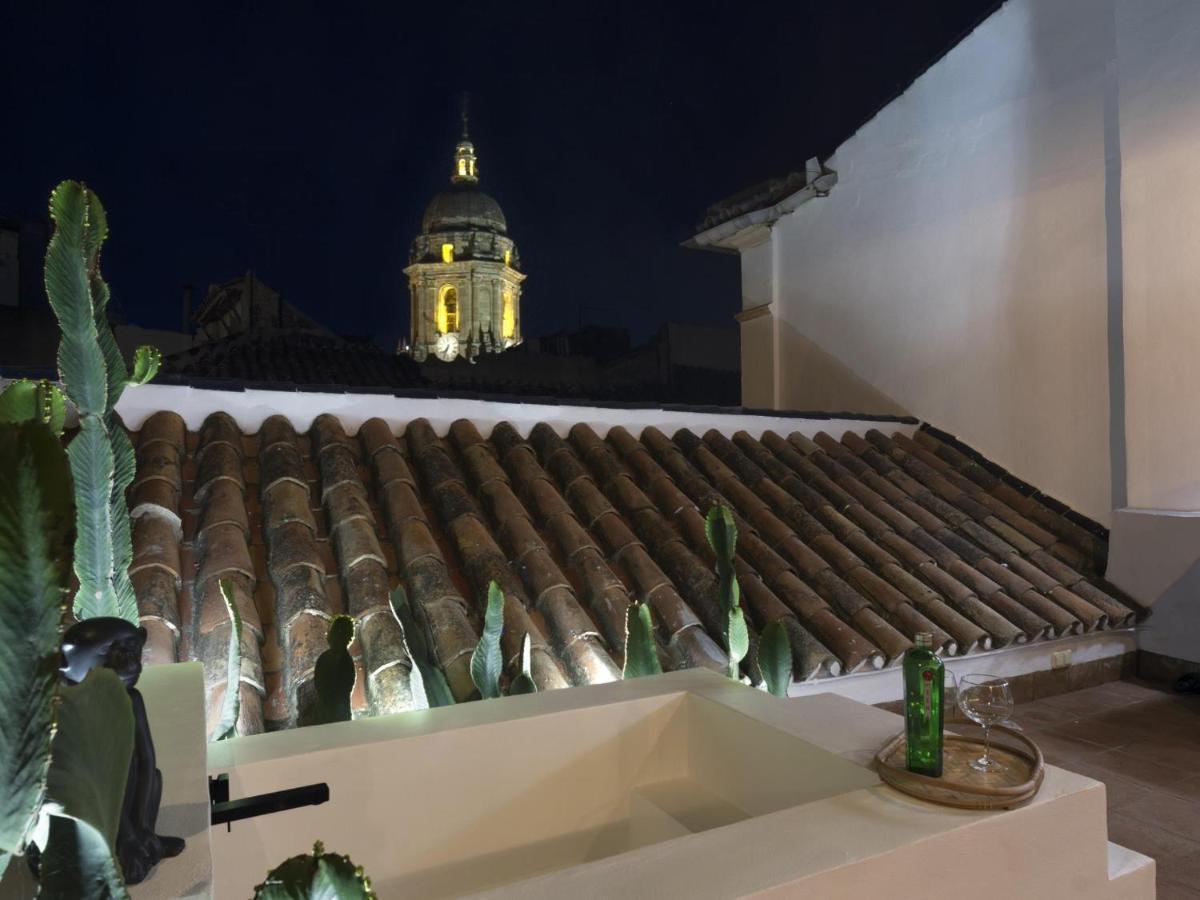 Old City Center Penthouse Малага Экстерьер фото